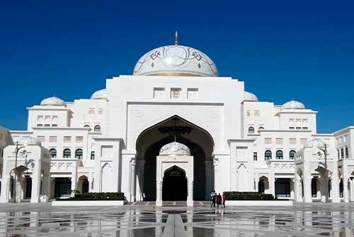 Abu Dhabi, Qasr-Al-Watan